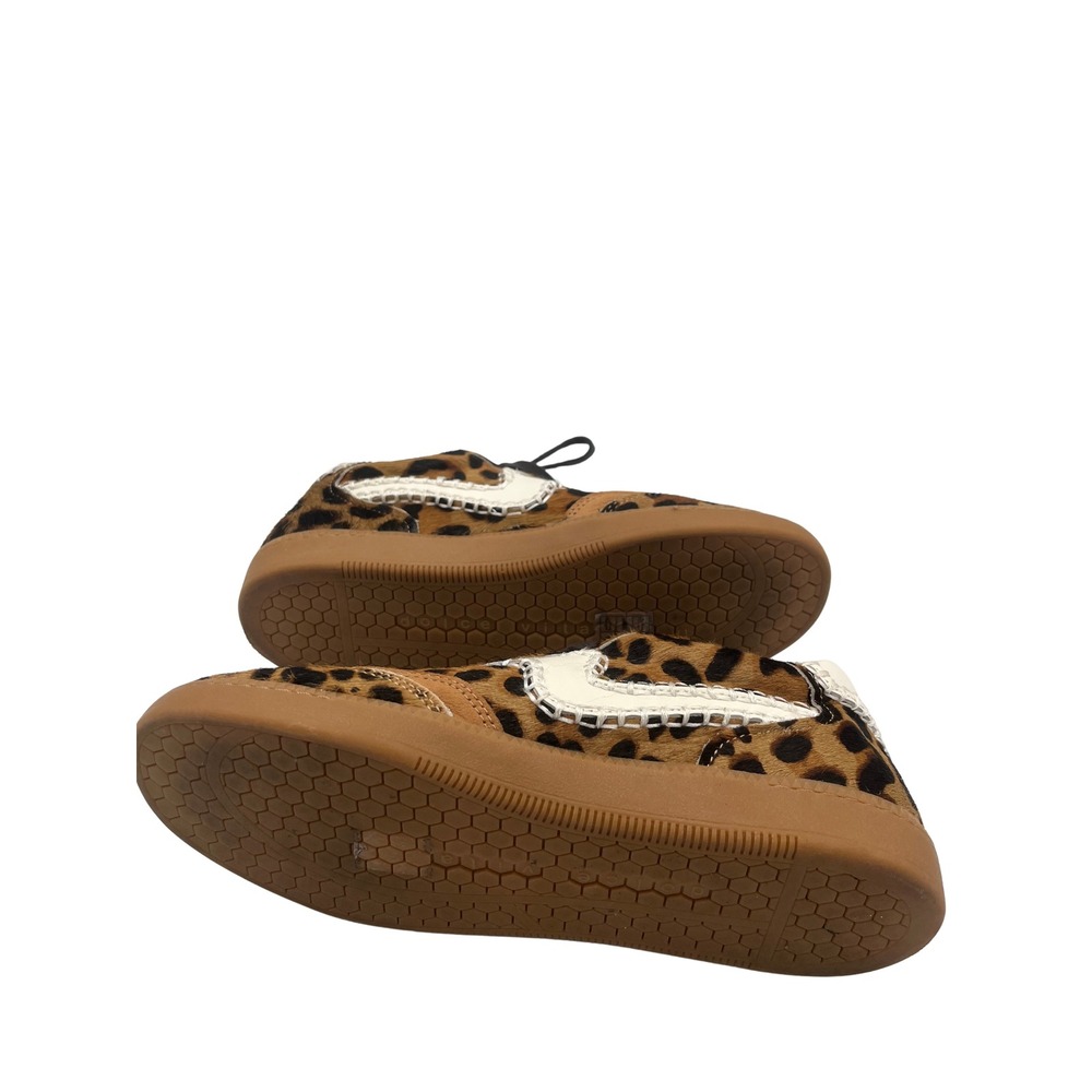 Dolce Vita Leopard Print Calf Hair Sneakers Gum Sole Whipstitch Womens 8 2BV6R3 - Picture 6 of 6